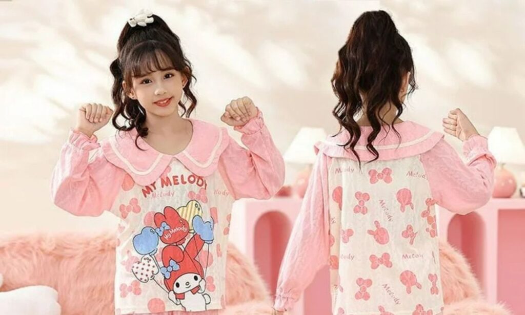 Pyjamaspapper: The Cozy Trend Transforming Home Office Decor